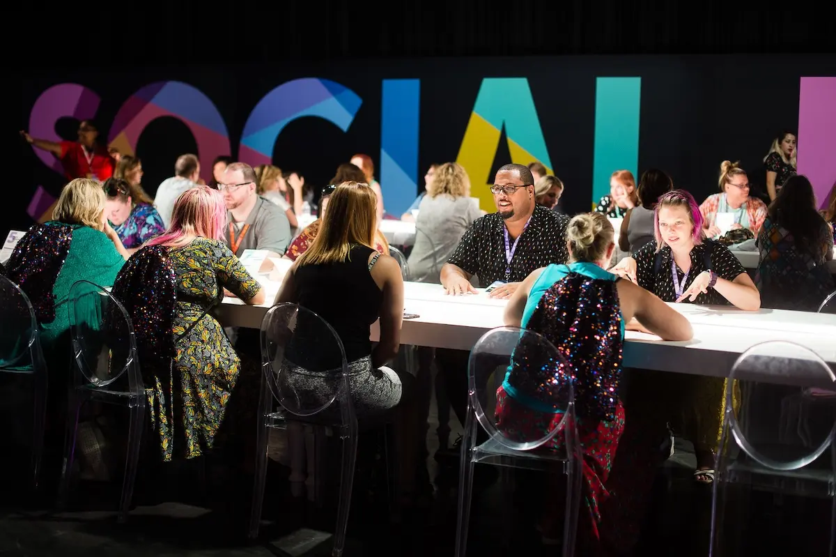 Social Retail Event at Table